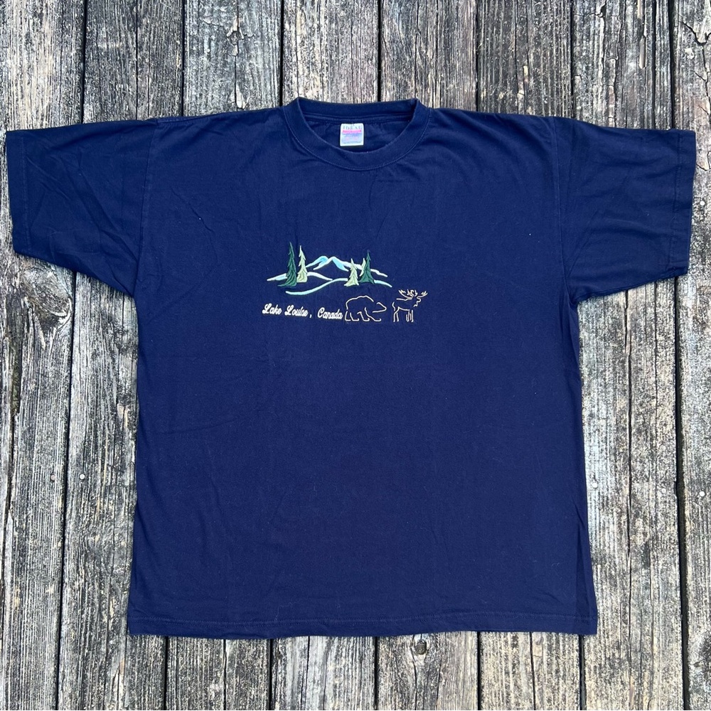 VTG 90s Embroidered Lake Louise Canada Tee